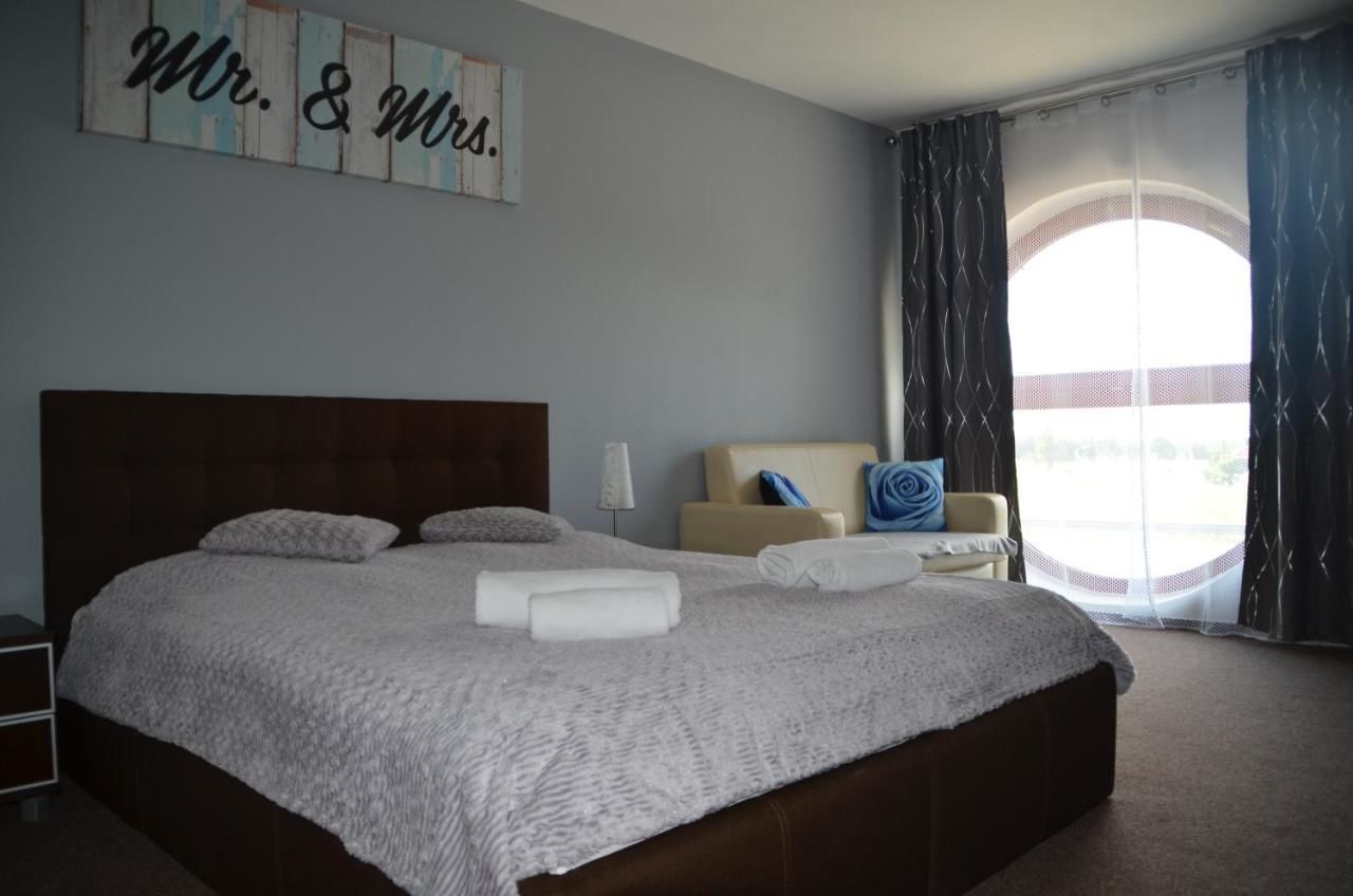 Отель Hotel Tenis Chrząstowice