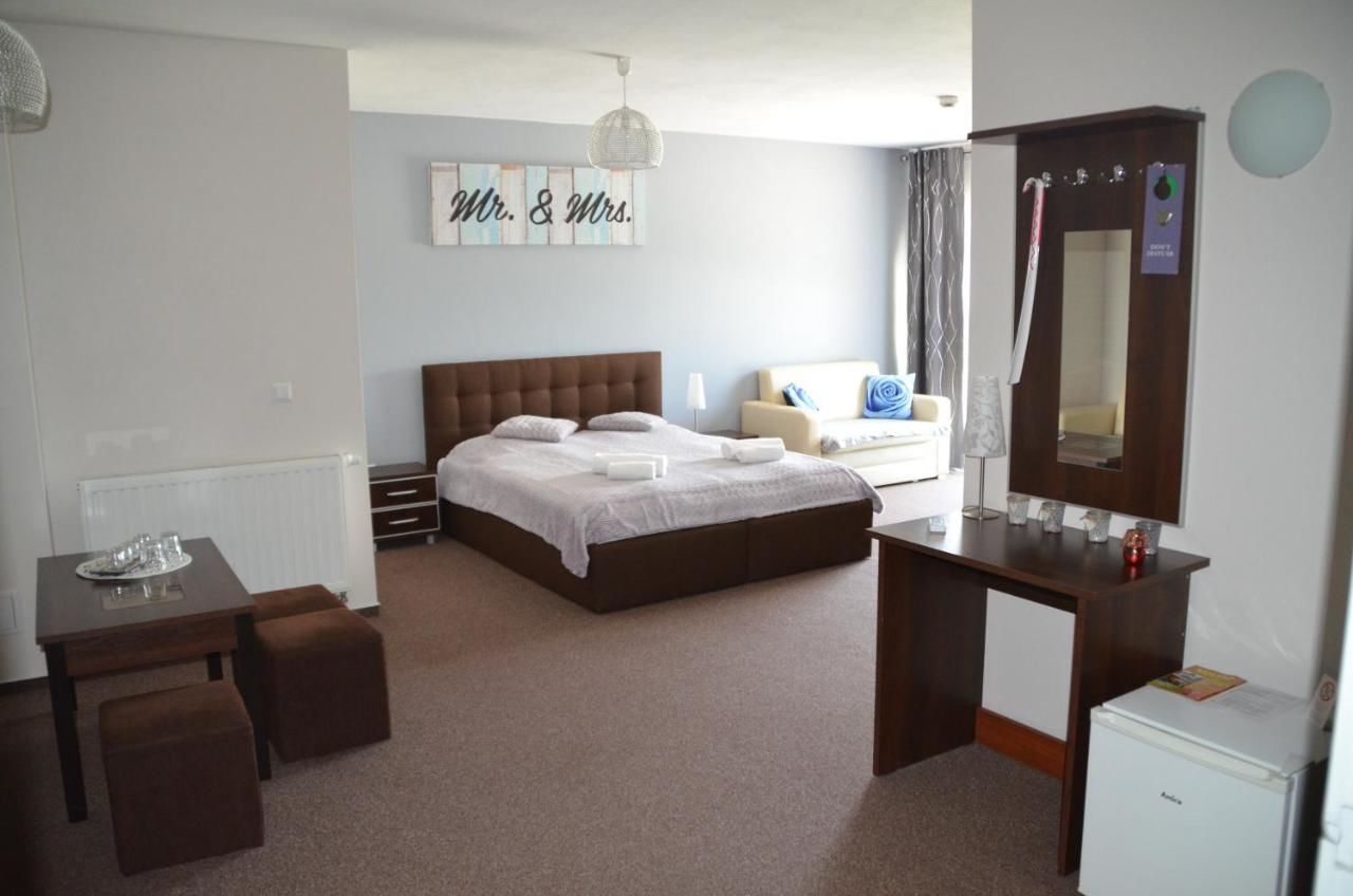 Отель Hotel Tenis Chrząstowice