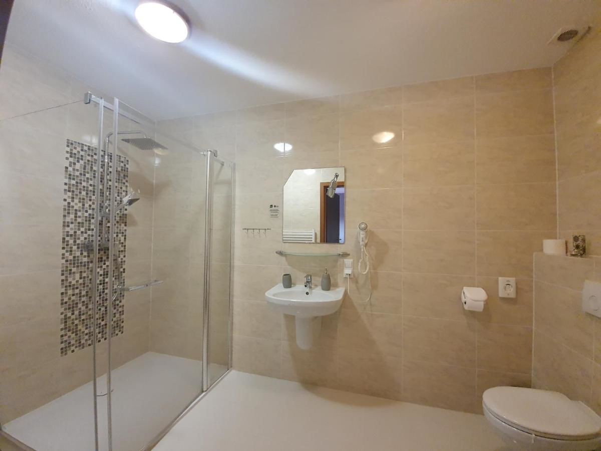 Отель Hotel Tenis Chrząstowice